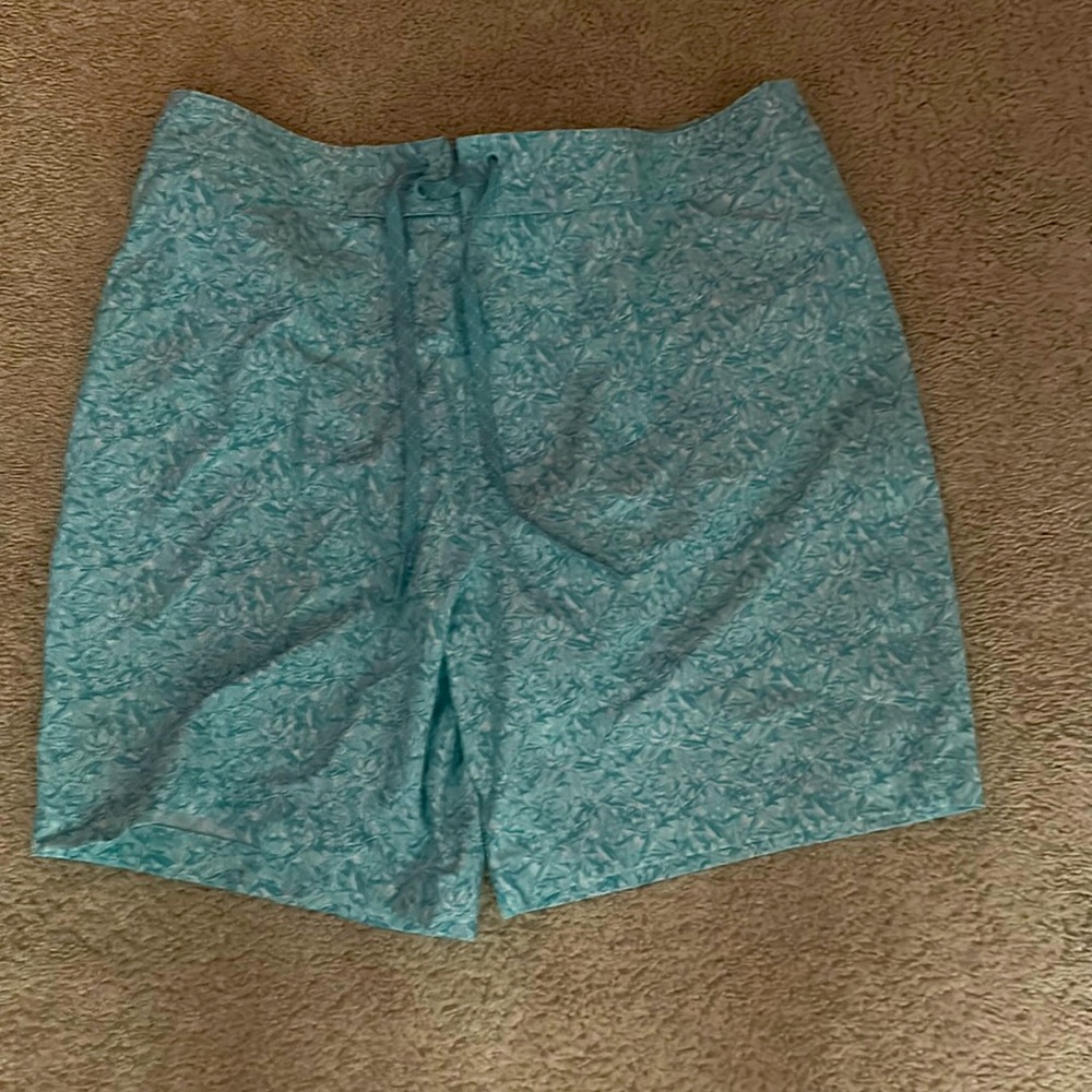 Men’s swim trunks